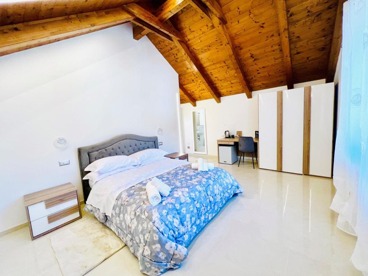 La Villa Carmelina أَجيرولا المظهر الخارجي الصورة